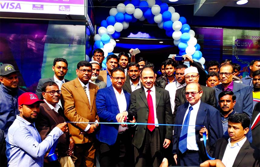 Ashraful Alam Liton, Mayor of Benapole Municipality, inaugurating relocated branch of ICB Islamic Bank Limited, at Benapole Port in Jessore on Wednesday as chief guest. Muhammad Shafiq Bin Abdullah, CEO, Sanjeev Anand, Chief Operating Officer of the bank