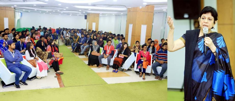 Dr Mehtab Khanam, Professor of Department of Counselling Psychology of Dhaka University conducting a psychological session at Daffodil International University on Sunday.