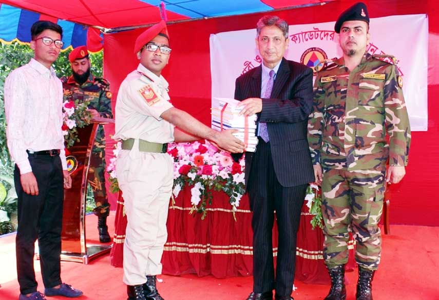 Abdus Salam, Chairman, Chittagong Development Authority(CDA) distributing scholarship among the meritorious cadets of Karnophuli Regiments in The Port City recently.