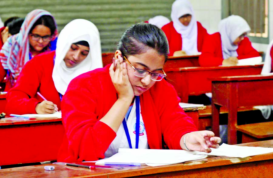 SSC and equivalent examinations begin from Thursday across the country. This photo was taken from Motijheel Ideal School and College.