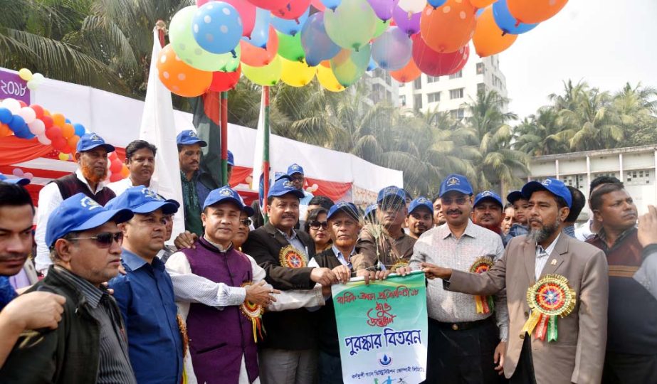 CCC Mayor AJM Nasir Uddin inaugurating annual sports competition of Karnuphuly Gas Distribution Company Ltd yesterday.