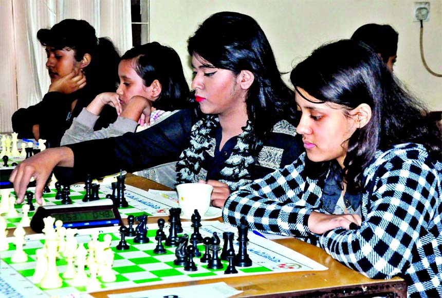 A scene from the matches of the Begum Laila Alam 9th Open FIDE Rating Chess Tournament at Bangladesh Chess Federation hall-room on Saturday.