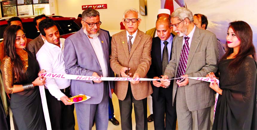 Hafiz Mozumdar, Chairman of Red Crescent Society, inaugurating the Haval SUV brand car showroom at West Shahi Eidgah in Sylhet recently. Azharul Islam, CEO of Ace Autos (Pvt.) Limited (Exclusive Distributor of newly launched brand in Bangladesh), Khandar