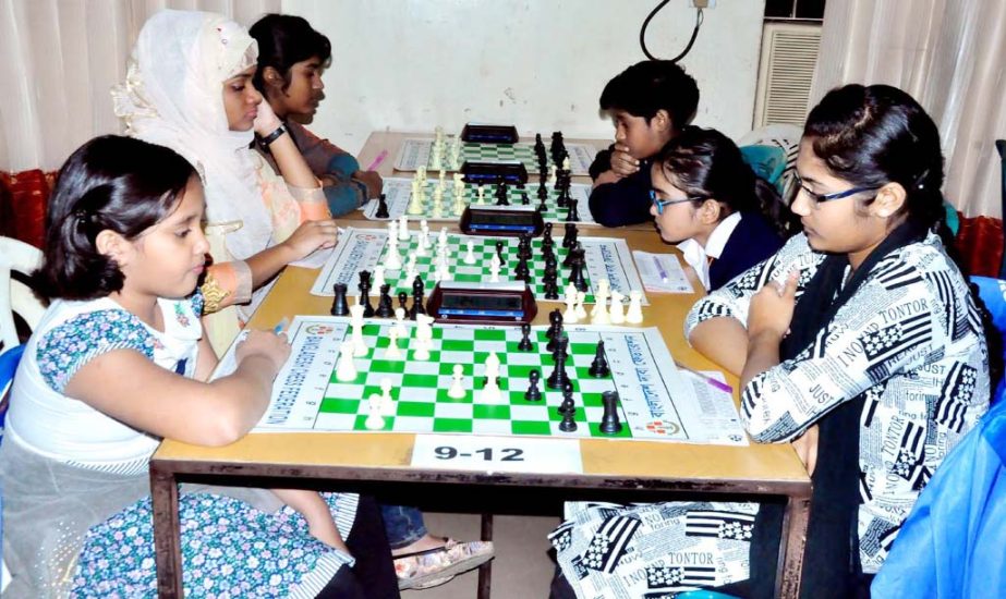 A scene from the matches of the Begum Laila Alam 9th Open FIDE Rating Chess Tournament at Bangladesh Chess Federation hall-room on Sunday.