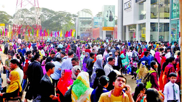 Last day of Dhaka International Trade Fair being overcrowded on Sunday.