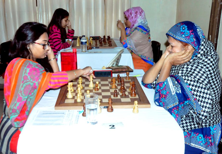 A scene from the sixth round matches of the Begum Laila Alam 9th FIDE Rating Chess Tournament at Bangladesh Chess Federation hall-room on Tuesday.
