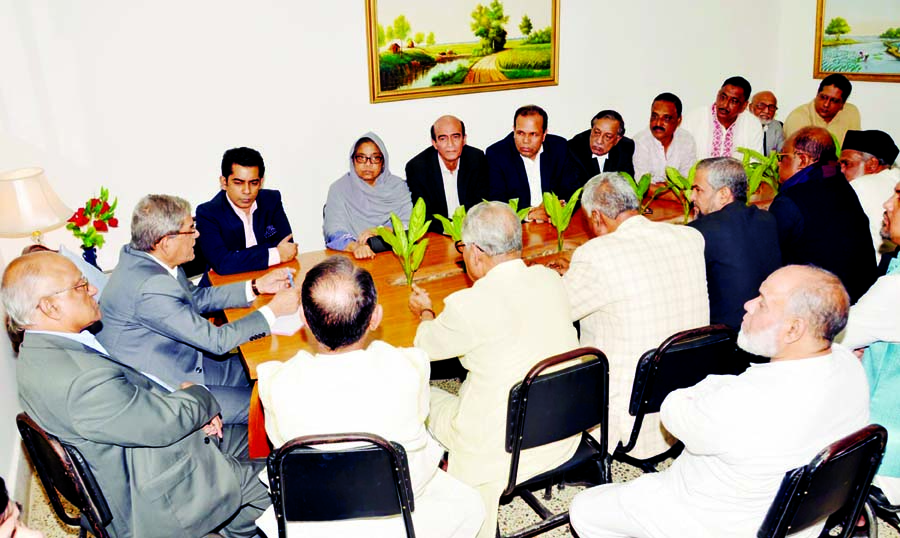 BNP Secretary General Mirza Fakhrul Islam Alamgir presiding over the meeting with senior leaders of 20-party alliance at party office on Sunday discussing the alliance's joint strategy centering BNP Chairperson Begum Khaleda Zia's 5-year jail.