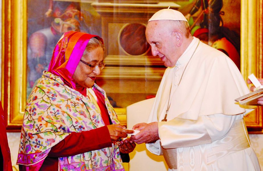 Prime Minister Sheikh Hasina meets with Pope Francis at the Holy See in Vatican City. Pope presenting souvenir and gift to PM on Monday.