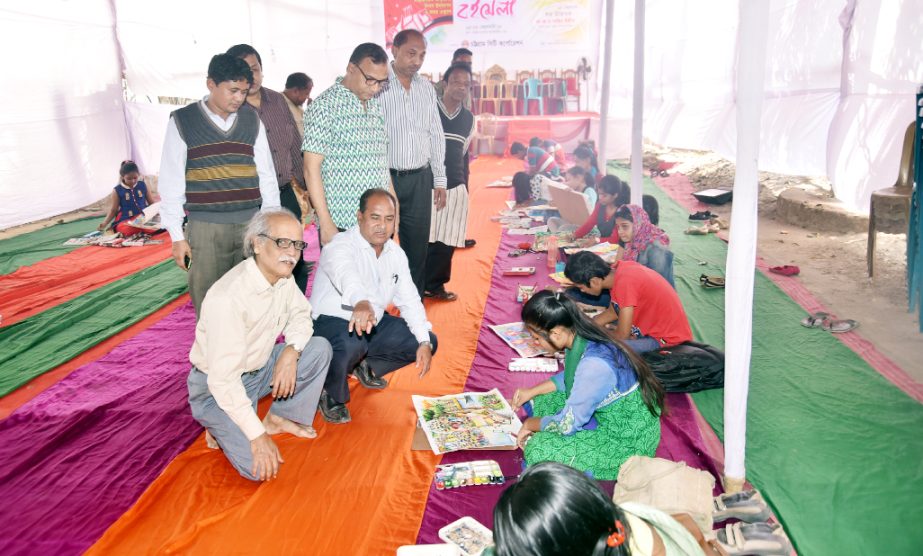 Art competition of children was held at Muslim Institute on the occasion of Amar Ekushey organised by CCC yesterday.