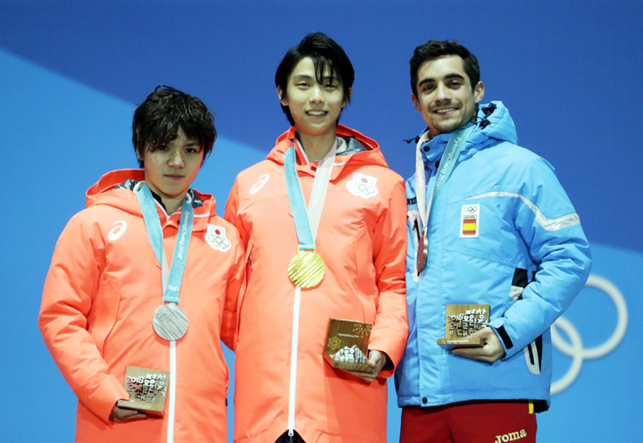 Medalists in the men's free figure skating (from left) Japan's Shoma Uno (silver), Japan's Yuzuru Hanyu (gold) and Spain's Javier Fernandez (bronze) pose during their medals ceremony at the 2018 Winter Olympics in Pyeongchang, South Korea on Saturday.