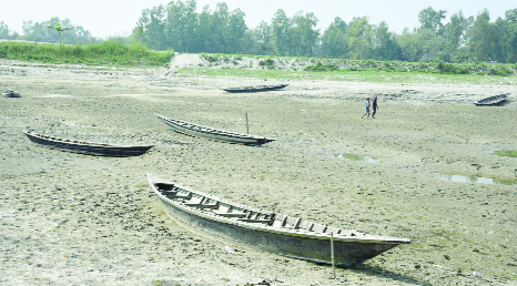 BOGRA: The mighty Jamuna of has turned into a big barren sand land. This snap was taken from Devgram area in Sariakandi Upazila yesterday.