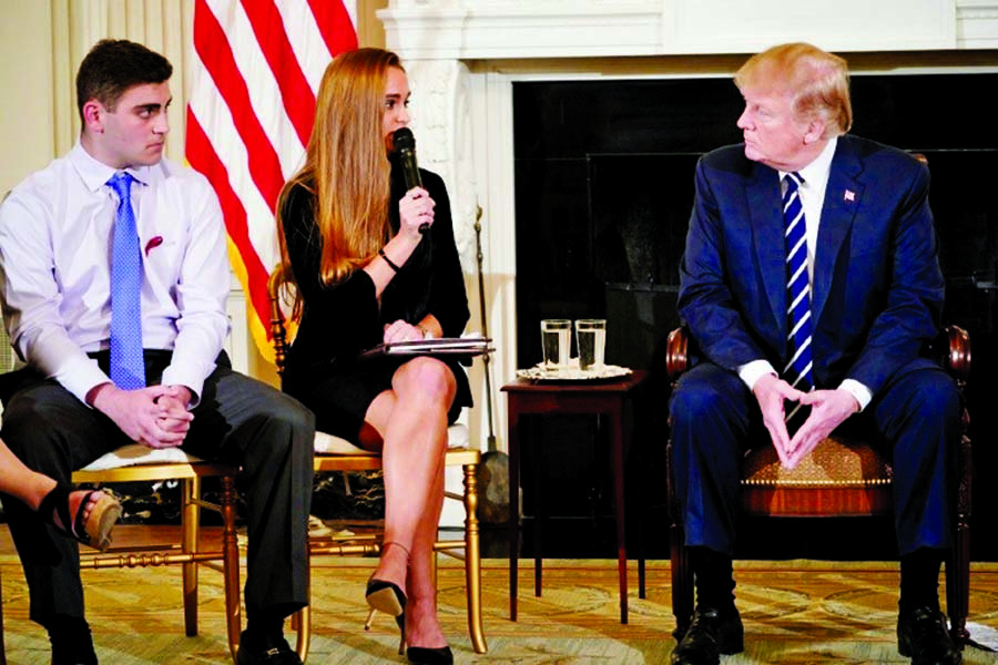 President Donald Trump takes part in a "listening session" on gun violence with parents, students and teachers at the White House. Internet photo