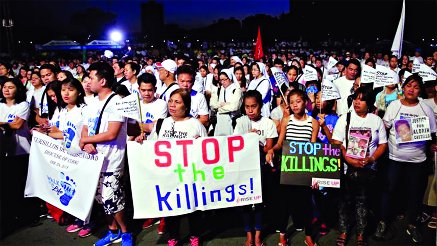 Thousand of people staged demonstration to protest Philippine President Rodrigo Duterte deadly drug war in Manila on Saturday.