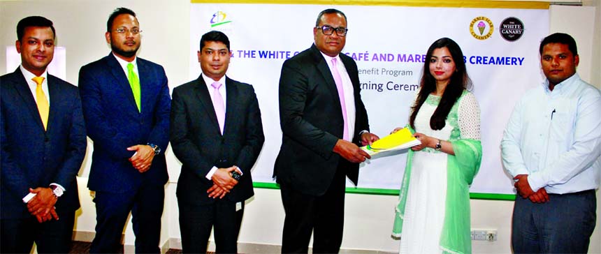 M Khorshed Anowar, Head of Business, Retail Banking Division of Eastern Bank Limited (EBL) and Mayesha Khondoker, Managing Director of Shanta Multiverse Limited, exchanging an agreement signing documents at the banks head office in the city recently. Unde