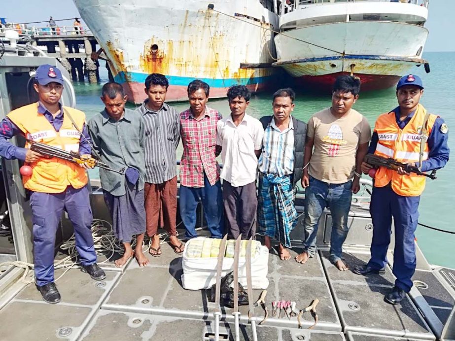 Members of Bangladesh Coast Guard arrested six Myanmar people with 3,00000 Yaba tables from Teknaf and Saint Martine yesterday.