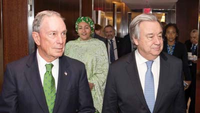 Former New York Mayor Michael Bloomberg, left, meets with Antonio Guterres, Secretary General of the United Nations on Monday at U.N. headquarters.