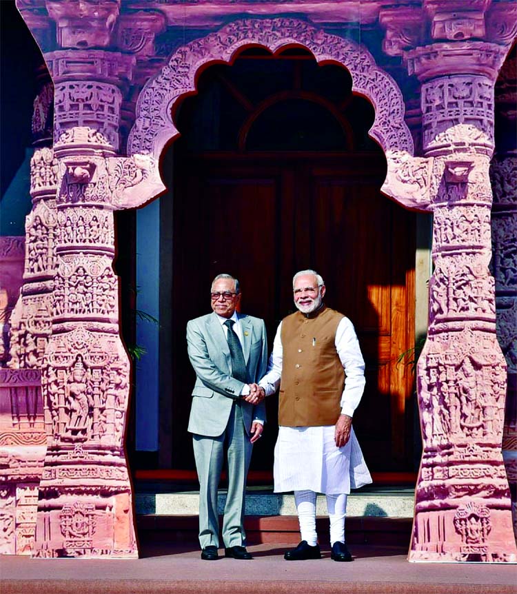 President Mohammad Abdul Hamid being greeted by Indian Prime Minister Narendra Modi on his arrival at Rashtrapati Bhaban in Delhi on Sunday.