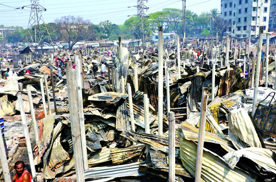 At least 8000 shanties were gutted in a devastating fire that broke out at Ilias Molla slum in Mirpur Section-12 in the city early Monday. No casualities were reported yet.