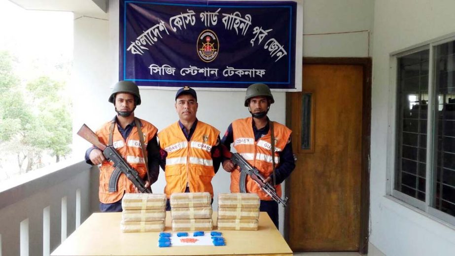 Bangladesh Coast Guard, East Zone recovered 1,00000 Yaba tables from Pashchim Para in Teknaf yesterday.