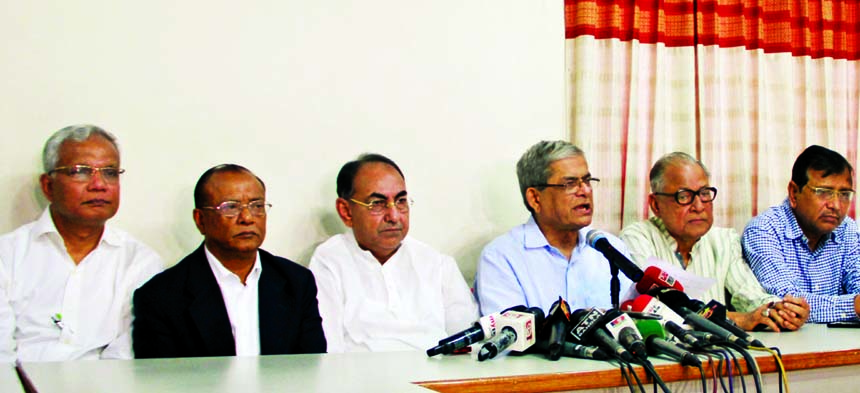 BNP Secretary General Mirza Fakhrul Islam Alamgir expressing his reaction over the verdict of the Supreme Court on the bail appeal of BNP Chairperson Begum Khaleda Zia at the party central office in the city's Nayapalton on Monday.