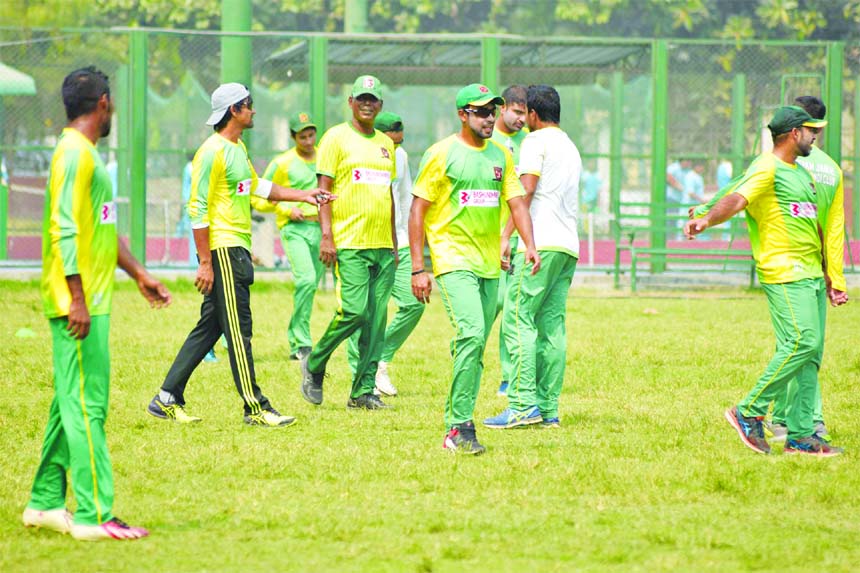 Players of Sheikh Jamal Dhanmondi Club Limited during their practice session at the Sheikh Jamal Dhanmondi Club Ground on Friday.