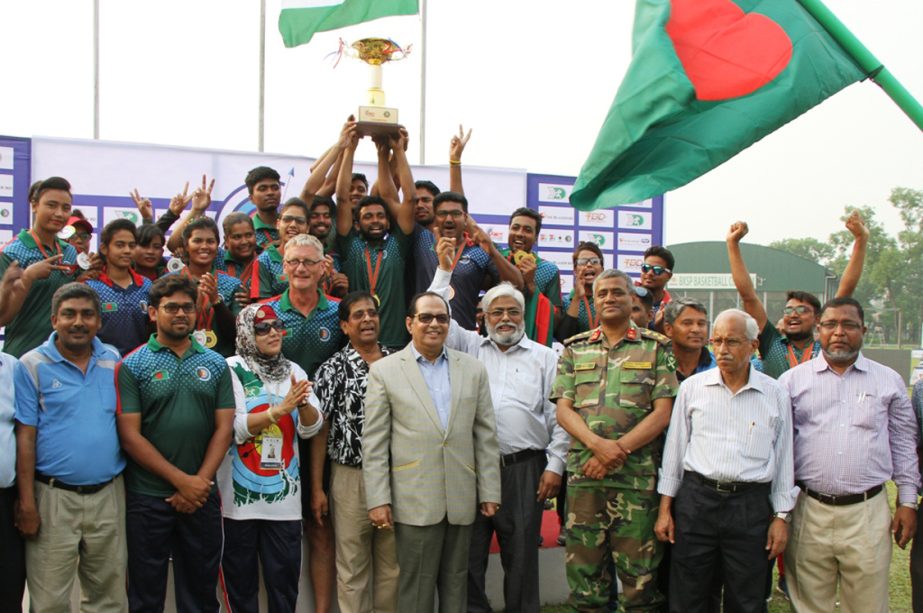 Members of Bangladesh Archery team, the champions of the Blazer BD BKSP 3rd South Asian Archery Competition with the chief guest State Minister for Youth and Sports Dr Biren Sikder, MP, and the other guests and officials of Bangladesh Archery Federation p