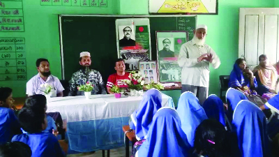 FENI: Humayan Shahriar, Muktijoddha Commander of Parashuram Upazila speaking at a remembrance meeting on Liberation War at Durgapur Government Primary School premises on Wednesday, marking the 48th Independence and National Day.