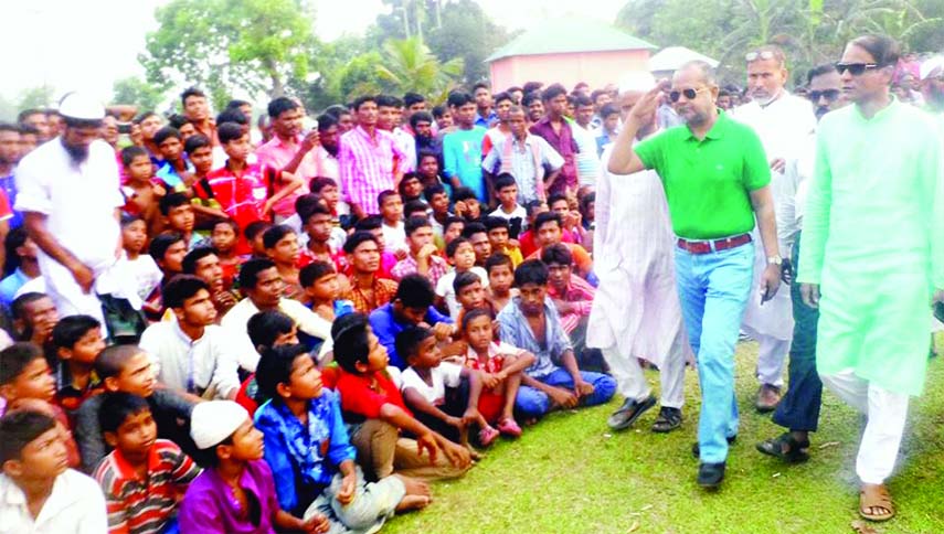 MYMENSINGH: Kamrul Islam Md Walid, Chairman, Mymensingh Sadar Upazila Parishad attended the final Rope Knot Match held at the Ambikaganj College Ground around Baishakhi Festival on Monday. Approximately 10 thousand sportspeople enjoy the match.