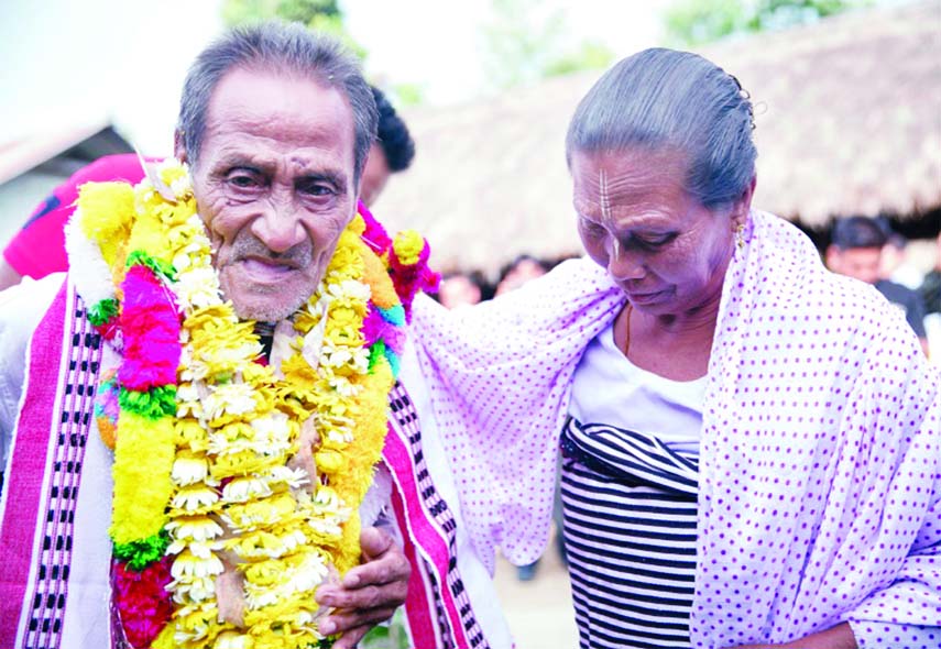 Khomdram Gambhir Singh was welcomed home to remote Manipur 40 years after he left, reunited with family when someone saw a YouTube video of him singing.