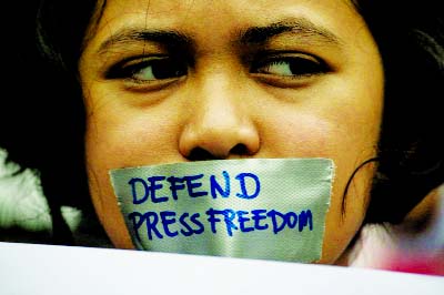 Protestors held a rally to defend press freedom in Manila in January, following accusations of a crackdown by Philippine President Rodrigo Duterte's government