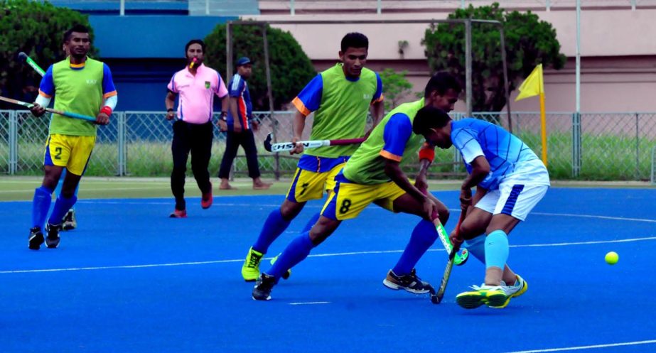 A view of the match of the Green Delta Insurance Premier Division Hockey League between Bangladesh SC and Sadharan Bima at the Maulana Bhashani National Hockey Stadium on Sunday.