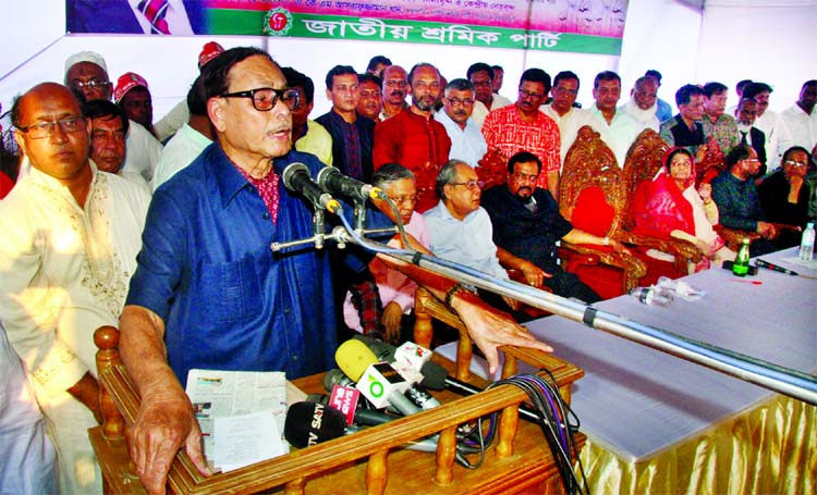 Jatiya Party Chairman HM Ershad speaking as Chief Guest at a discussion on May Day organised by Jatiya Sramik Party at its Kakrail central office on Tuesday.