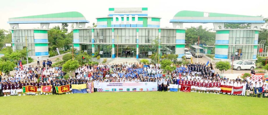 Participants of 21st International Convention on Students Quality Control Circles-2018 held at Daffodil International University organized by Bangladesh Society for Total Quality Management pose for a photo session with Dr Md. Sabur Khan at the inaugural