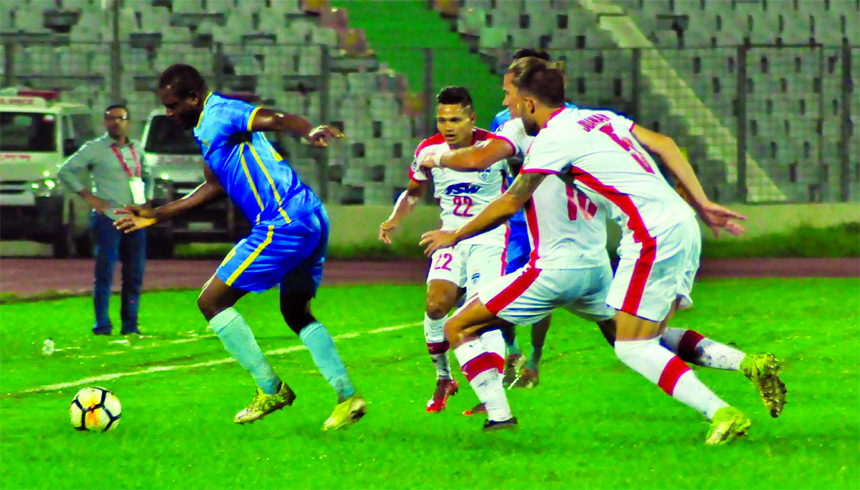 A scene from the match of the AFC Cup between JSW Bengaluru FC and Dhaka Abahani Limited at the Bangabandhu National Stadium on Wednesday.