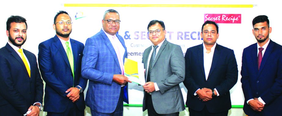 M. Khorshed Anowar, Head of Retail Banking of Eastern Bank Limited (EBL) and KSM Mohith-ul Bari, Head of Business of Pepperoni Limited, the franchise of Secret Recipe in Bangladesh, exchanging an agreement signing documents at its head office in the city