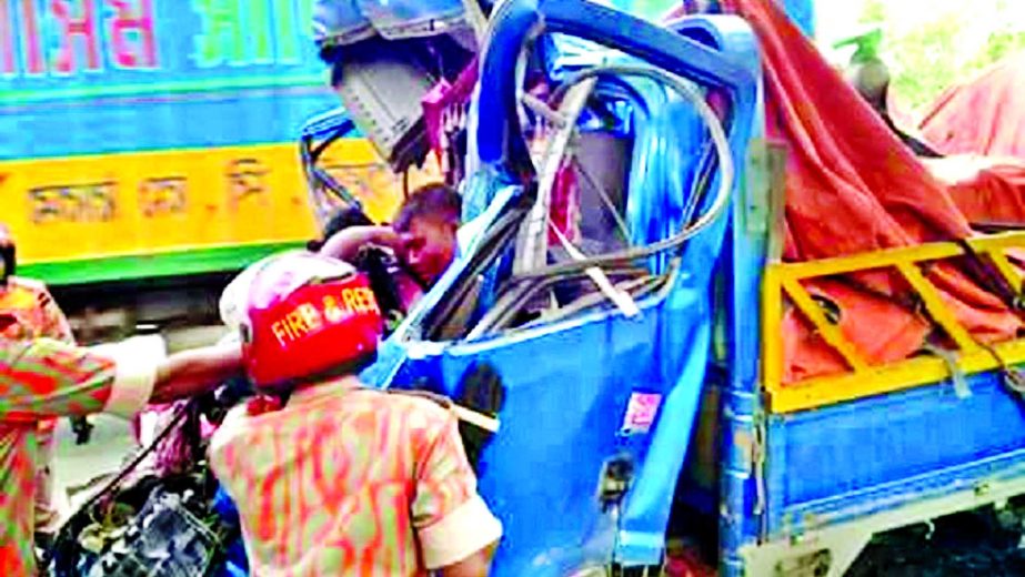 Two persons were killed including driver on the spot when a goods laden pickup van hits a truck at Gul Ahmed Jute Mills area in Sitakunda on Friday.