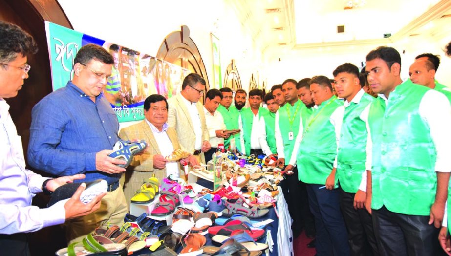 Zeil's Shop Ltd organized "All Shop Managers' Conference" for Eid-ul-Fitre business- 2018 recently. Zahir Uddin Tarik Chairman, Jashim Md Al-Amin, Managing Director and MA Quader Executive Director of the shoe company display the new Eid collection fo