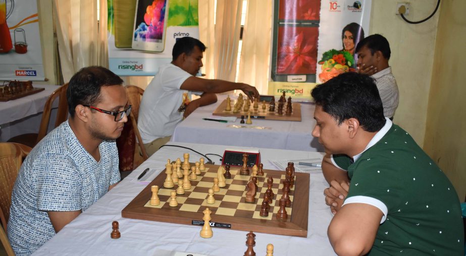 A scene from the seventh round matches of the Walton International FIDE Rating Chess Tournament at Bangladesh Chess Federation hall-room on Thursday.