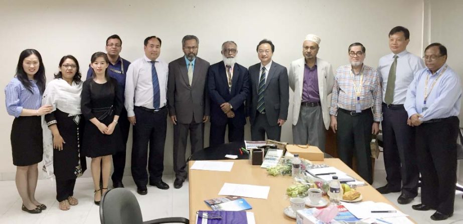 A team of Yunnan University of Finance and Economics is seen at its visit in Eastern University, Bangladesh on Monday.