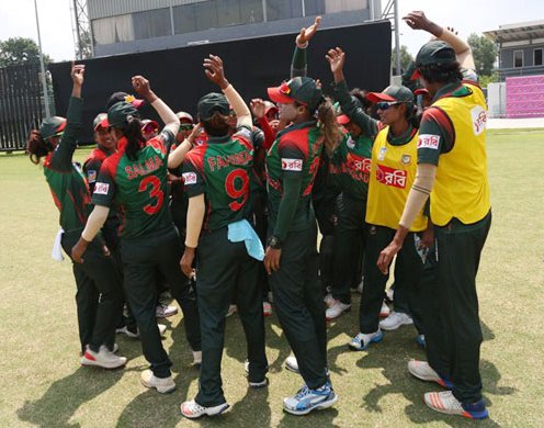 Bangladesh Women's Cricket team after the victory