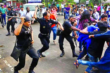 Procession brought out by Ganajagaron Mancha protesting country-wide extrajudicial killings by law enforcers was dispersed and Mancha leader Imran H Sarkar was arrested from city's Shahbagh area on Wednesday.