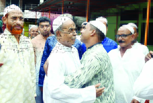 RANGPUR: Md Mustafizur Rahman Mustafa, Mayor, Rangpur City Corporation exchanging Eid greetings on Saturday.