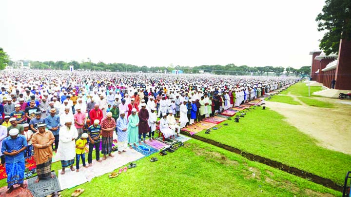 DINAJPUR: The biggest Eid-ul - Fitr Jamat of Dinajpur was held at historic Gor-e-Shaheed Baro Maidan on Saturday.