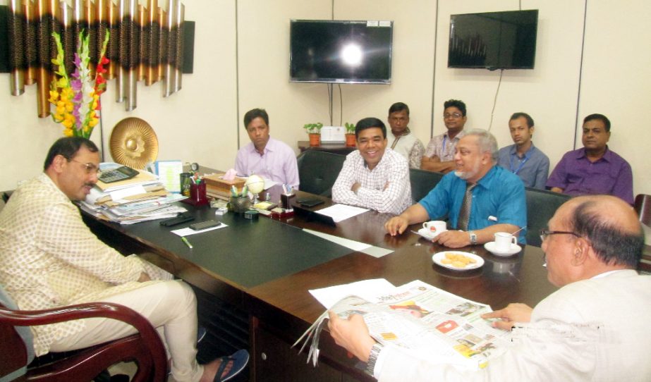 A team of Halishahar Artillery Centre called on CCC Mayor AJM Nasir Uddin at his office on Thursday.