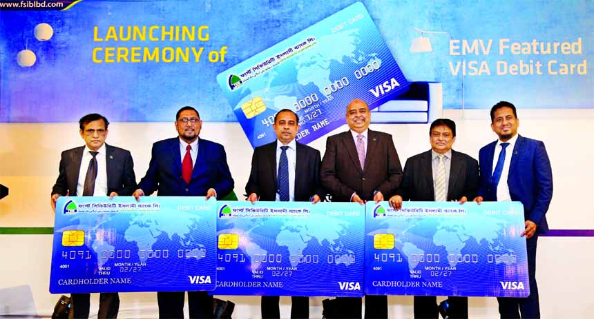 Syed Waseque Md. Ali, Managing Director of First Security Islami Bank Limited, launching EMV chip based new VISA Debit Card at a city auditorium on Saturday. Among others, Syed Habib Hasnat, AMD, Abdul Aziz and Mustafa Khair, DMDs, Tanbir Ahamed Chowdhury