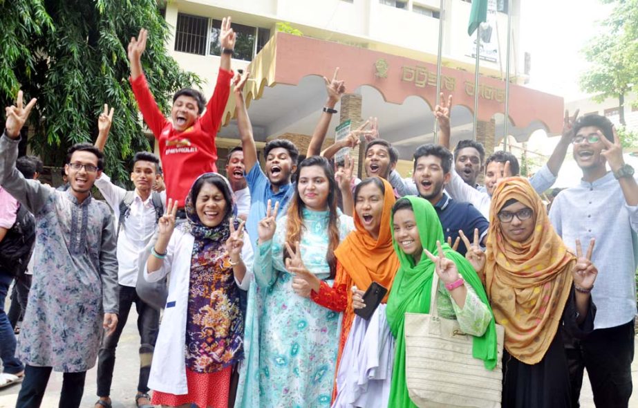 Students of Chhattogram College rejoicing after publishing HSC results yesterday.