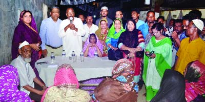 SYLHET: Awami League nominated SCC mayor candidate Badar Uddin Ahmed Kamran launching campaign at West Kazal Shah area in the city yesterday.