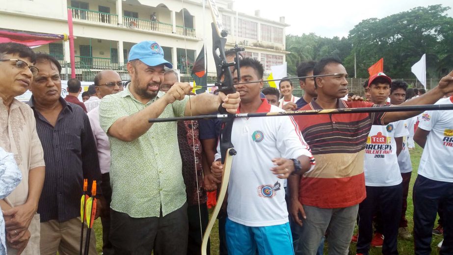 A participant of the talent hunt programme of archerers in action at the Bir Shreshtha Nur Mohammad Stadium in Narail on Saturday. Bangladesh Archery Federation has arranged the programme, while City Group has sponsored the programme.