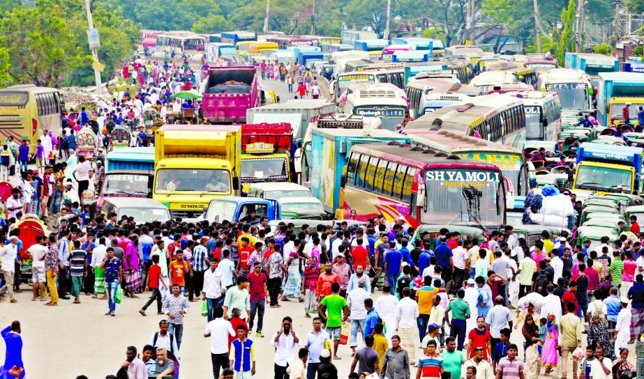 Bus owners stopped operating long route buses on different routes of several districts protesting vandalism following the ongoing students' demonstrations in Dhaka. Photo shows hundreds of vehicles remained stranded on Dhaka-Chattogram Highway on Friday,