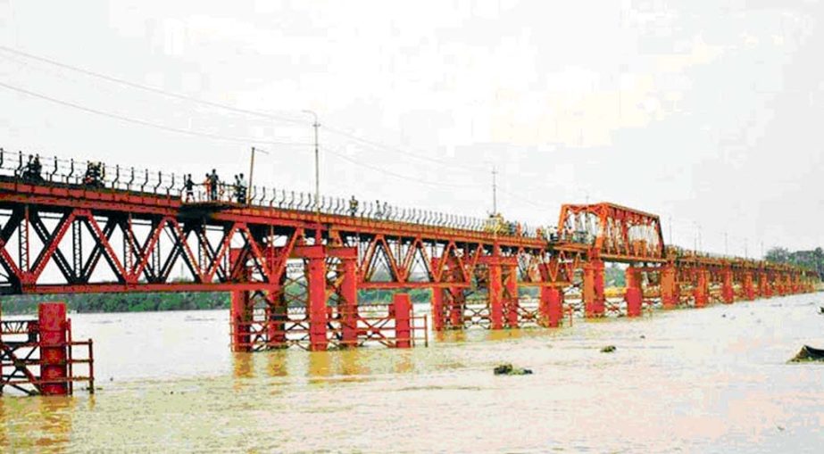 A view of century old Kalurghat Bridge over Karnaphuli River.